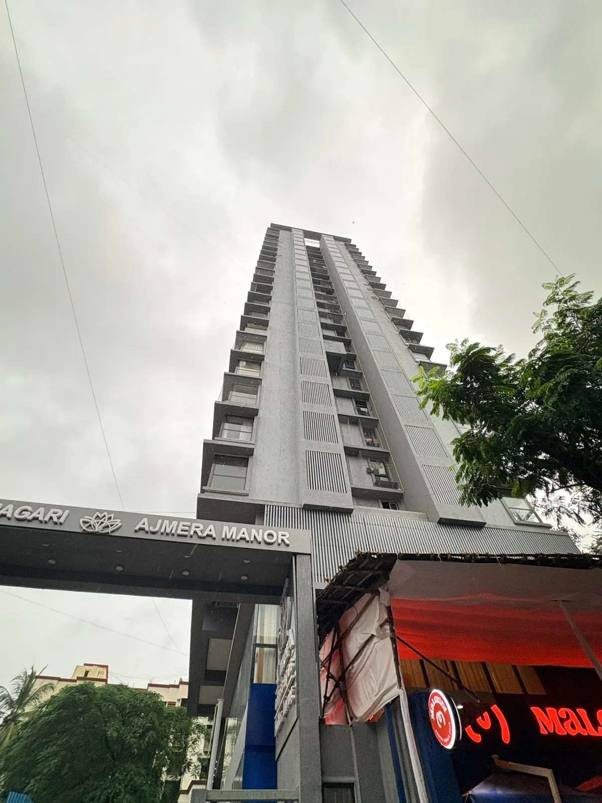 Ajmera Manor in Borivali West, view 2