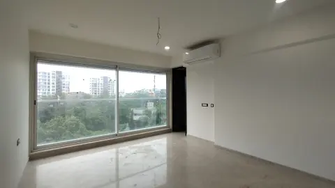 Ajmera Prive in Juhu, view 1