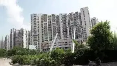 Amann Marina in Worli, view 1