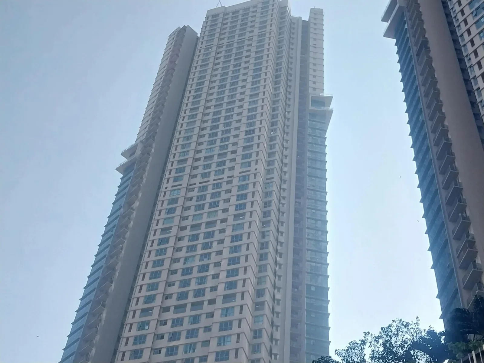 Auris Serenity Tower 2 in Malad West, view 2