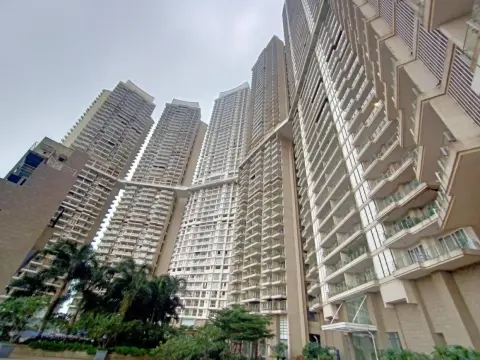 Crescent Bay Tower 2 in Parel, view 1