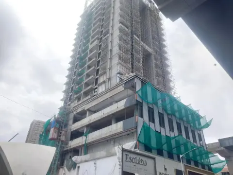 Esquina in Andheri West, view 1