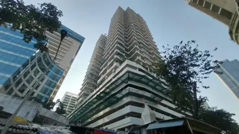Indiabulls Sky Forest in Lower Parel, view 1