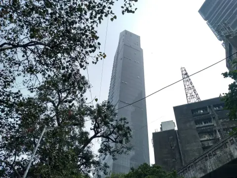 Lodha Altamount in Tardeo, view 1