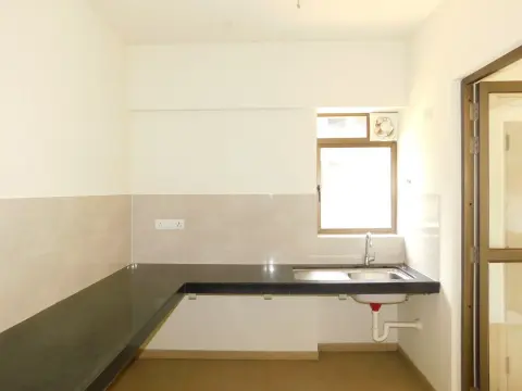 Mahindra Vicino in Andheri East, view 1