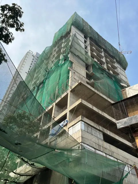 Rubberwala Seventh Avenue in Byculla, view 1