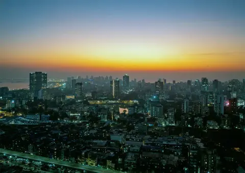Shapoorji Pallonji BKC 9 in Bandra East, view 1